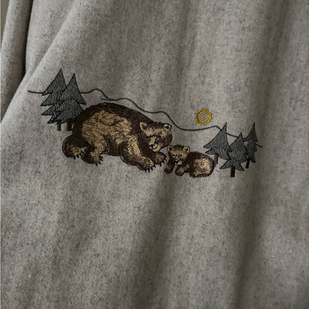 Vintage Gray Wool Jacket with Bear and Tree Embroidery - Picture 3 of 7